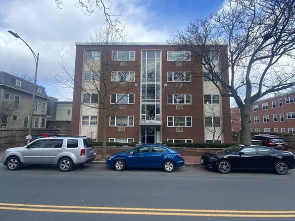 269 Harvard St APT 11, Cambridge, MA 02139