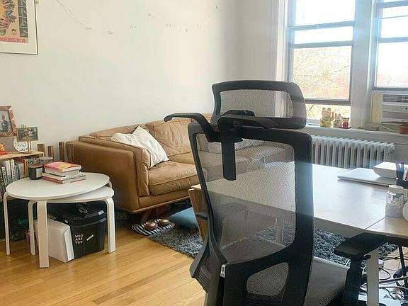 3rd image of 334 Dean St #C2