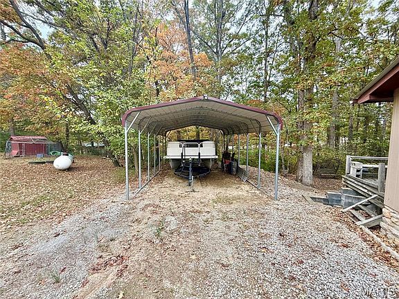 4th image of 6405 Robin Ln