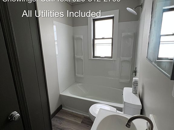 3rd image of 100 E Merrill Ave #11551716
