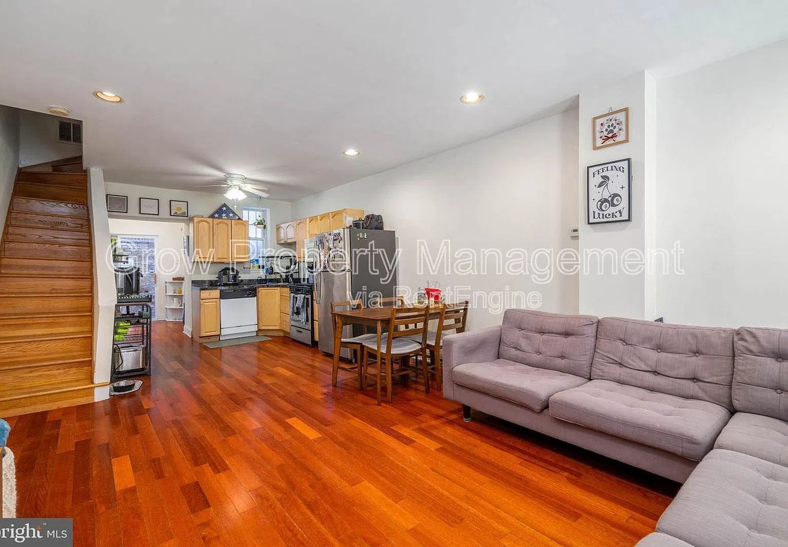 2 bed, 1.5 bath, 1280 sqft, $1,773 — Photo 2
