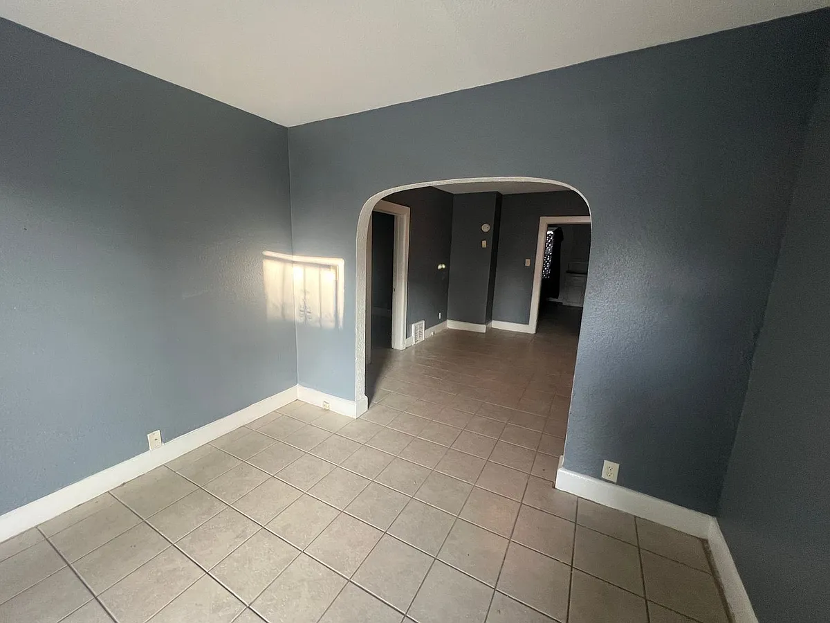 Building Photo - 5226 N 38th St