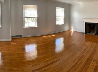 2387 Ashurst Rd #2, Cleveland, OH 44118