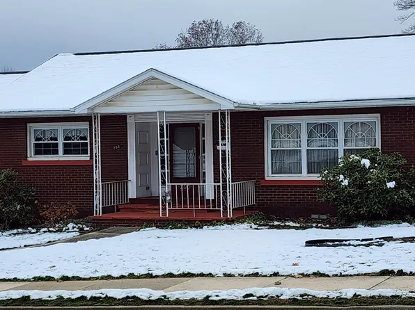 203 Montmorenci Rd, Ridgway, PA 15853