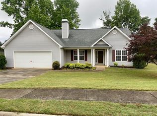 150 Pecan Ridge Dr, Fayetteville, GA 30215