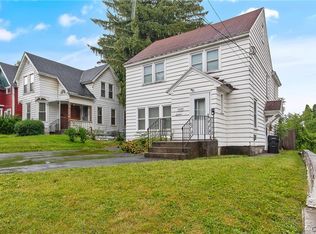 1033 Danforth St, Syracuse, NY 13208
