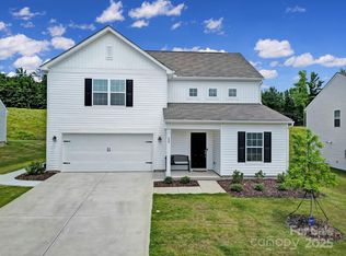 628 Mile Creek Rd, Edgemoor, SC 29712