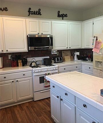 5th image of 38952 Turtle Pond Ln