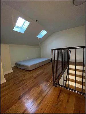 Rented by Hagstrom Management Inc | media 18