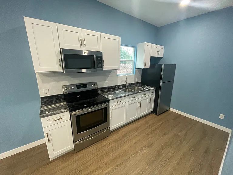 227 Jackson St #201 — Photo 7