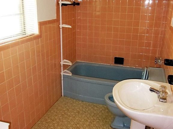 5th image of 6200 Nagel Ave APT 2N