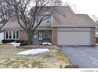 94 Joellen Dr, Rochester, NY 14626