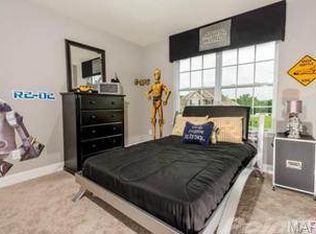 7103 Whisper Creek Dr, Wentzville, MO 63385