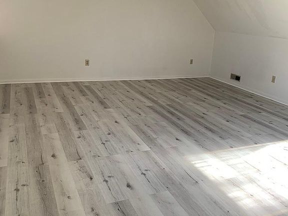 Bedroom \ Loft \ Office