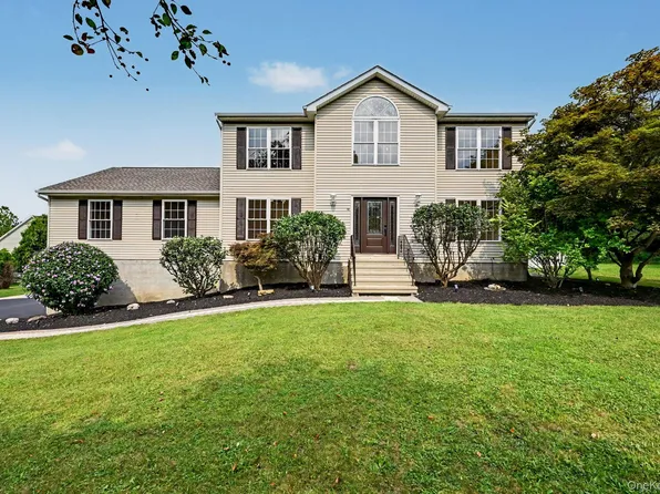 14 Storm Drive, Poughquag, NY 12570