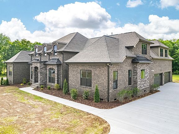 2nd image of 1079 Peyton Pl Lot 24