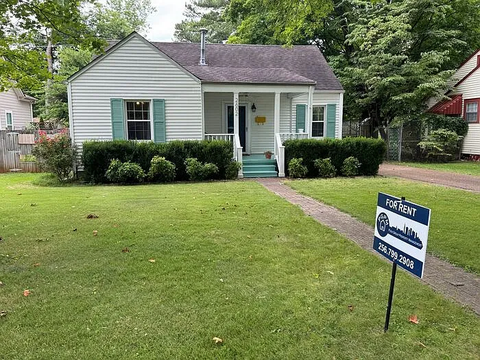 2602 Poincianna St SW — Photo 36