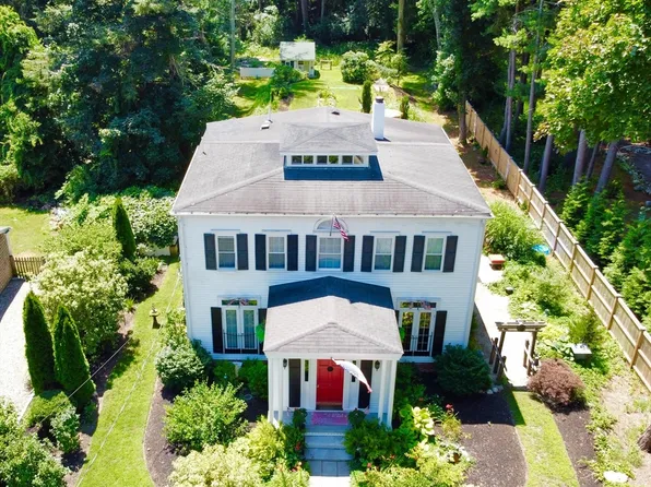 249 High St, Duxbury, MA 02332