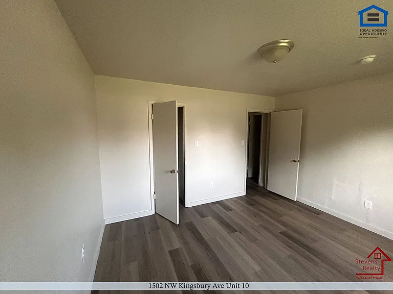 Amber Apartments — Photo 45