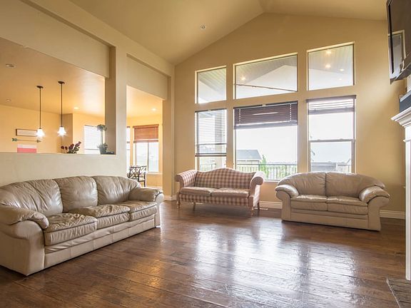 3rd image of 5052 W Woodsmere Ln
