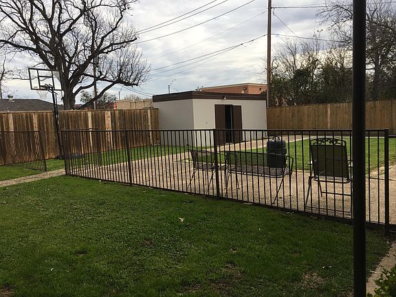 4th image of 116 N Warren St APT 5