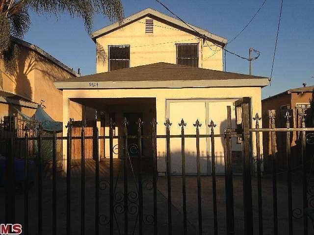 2nd image of 9614 Antwerp St