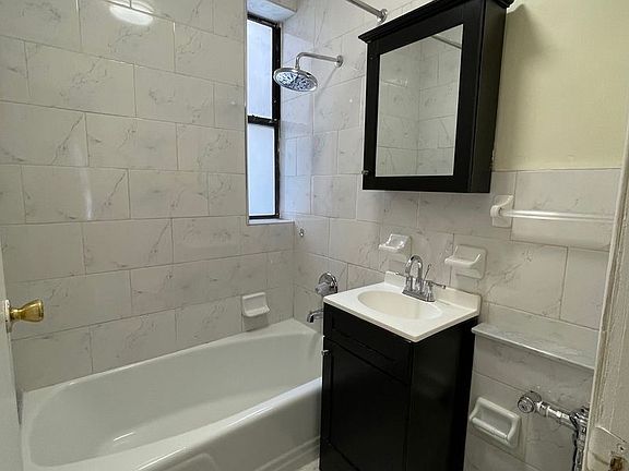 5th image of 1720 Nostrand Ave APT A1