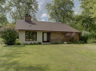 26436 S Greenwood Ave, Crete, IL 60417