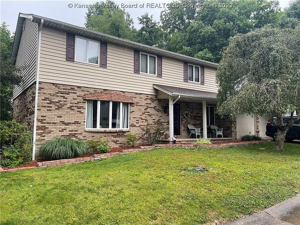 1st image of 102 Castle Dr