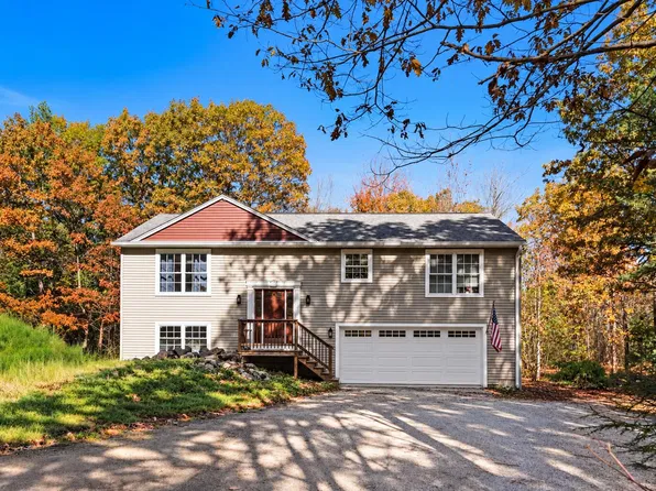 7 Stephens Avenue, Gray, ME 04039