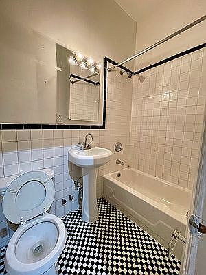 3rd image of 474 W 146th St APT 1RW