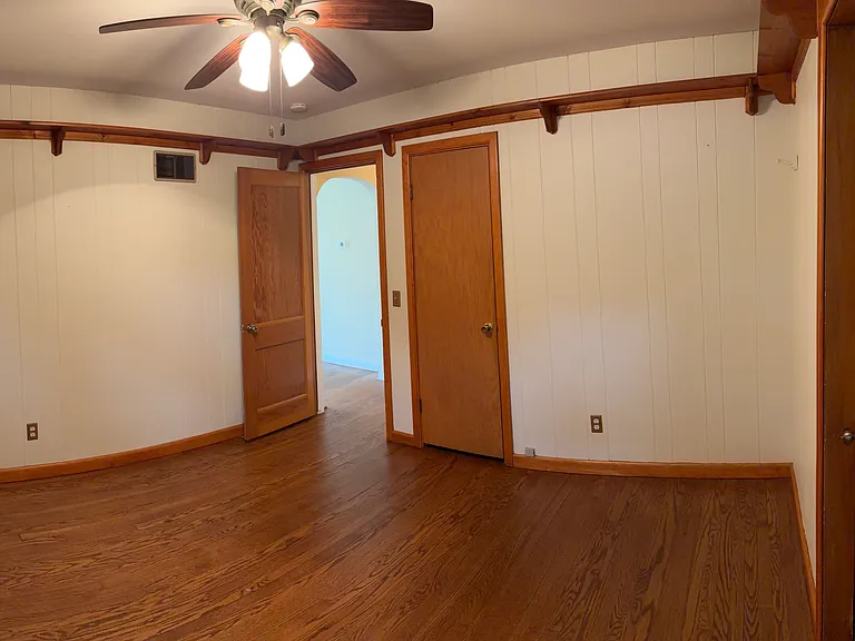 7016 North Ave — Photo 10