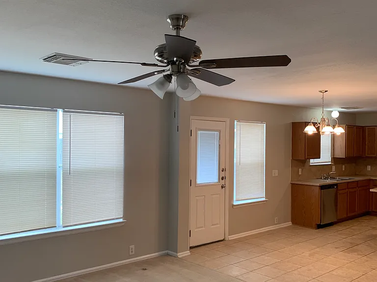 10314 Pinehurst Run — Photo 4