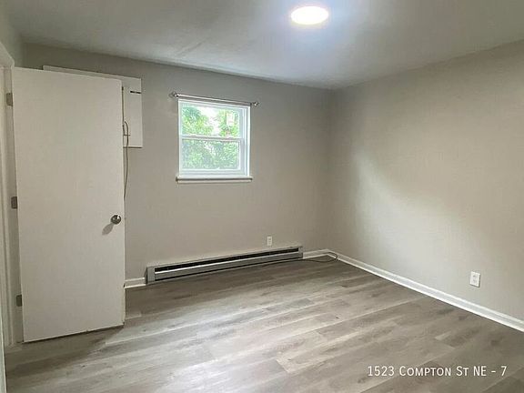 3rd image of 1523 Compton St NE #7