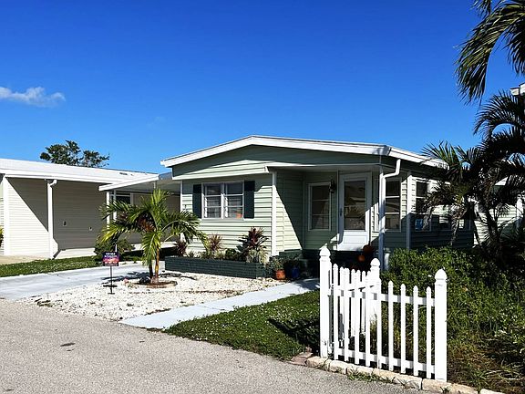 2nd image of 915 Bonaire W