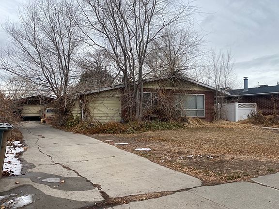 3rd image of 1077 N Nocturne Dr