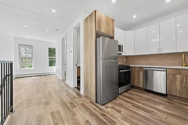 338 Hart Street, #2