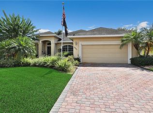 3231 Oak Tree Ln, Winter Haven, FL 33884
