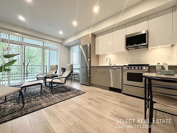 4th image of 45500 Market Way #Way411-411