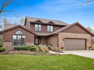 902 Janet St, Sycamore, IL 60178