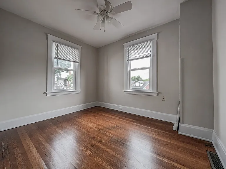 3 Levassor Pl — Photo 26