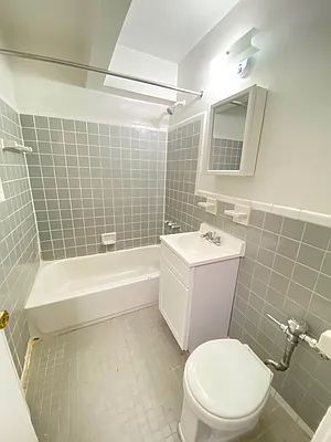 Rented by Contact Realty | media 14