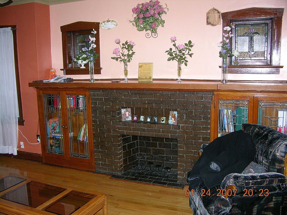 2nd image of 2216 Scoville Ave