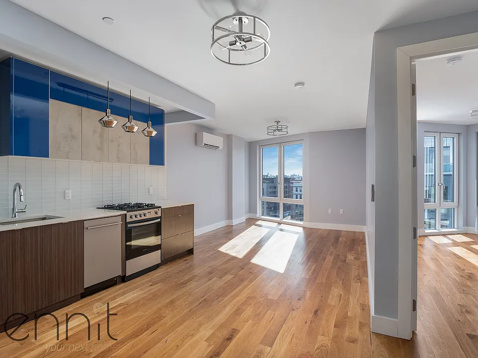 56 Ainslie St #6D