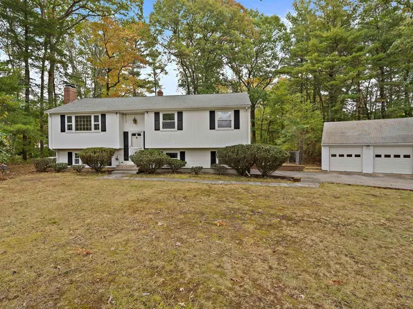 23 Acorn Cir, Hanover, MA 02339