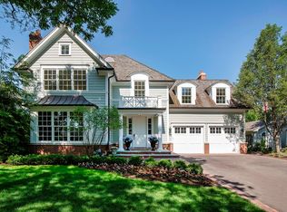 708 Wagner Rd, Glenview, IL 60025