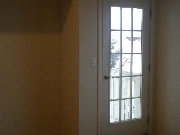 5th image of 7405 Thomas Dr
