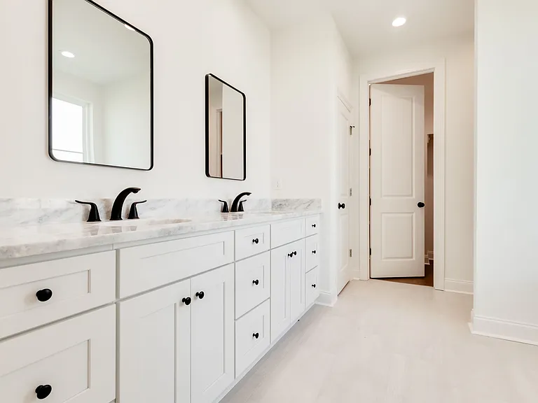 204 Benson Grove Dr — Photo 10