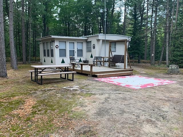 1st image of 3989 Old Pine Trl