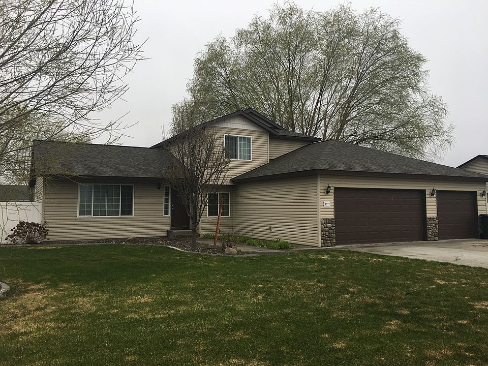 1st image of 8212 Snoqualmie Dr